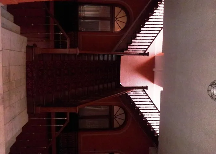 Montecarlo Hotel 2*